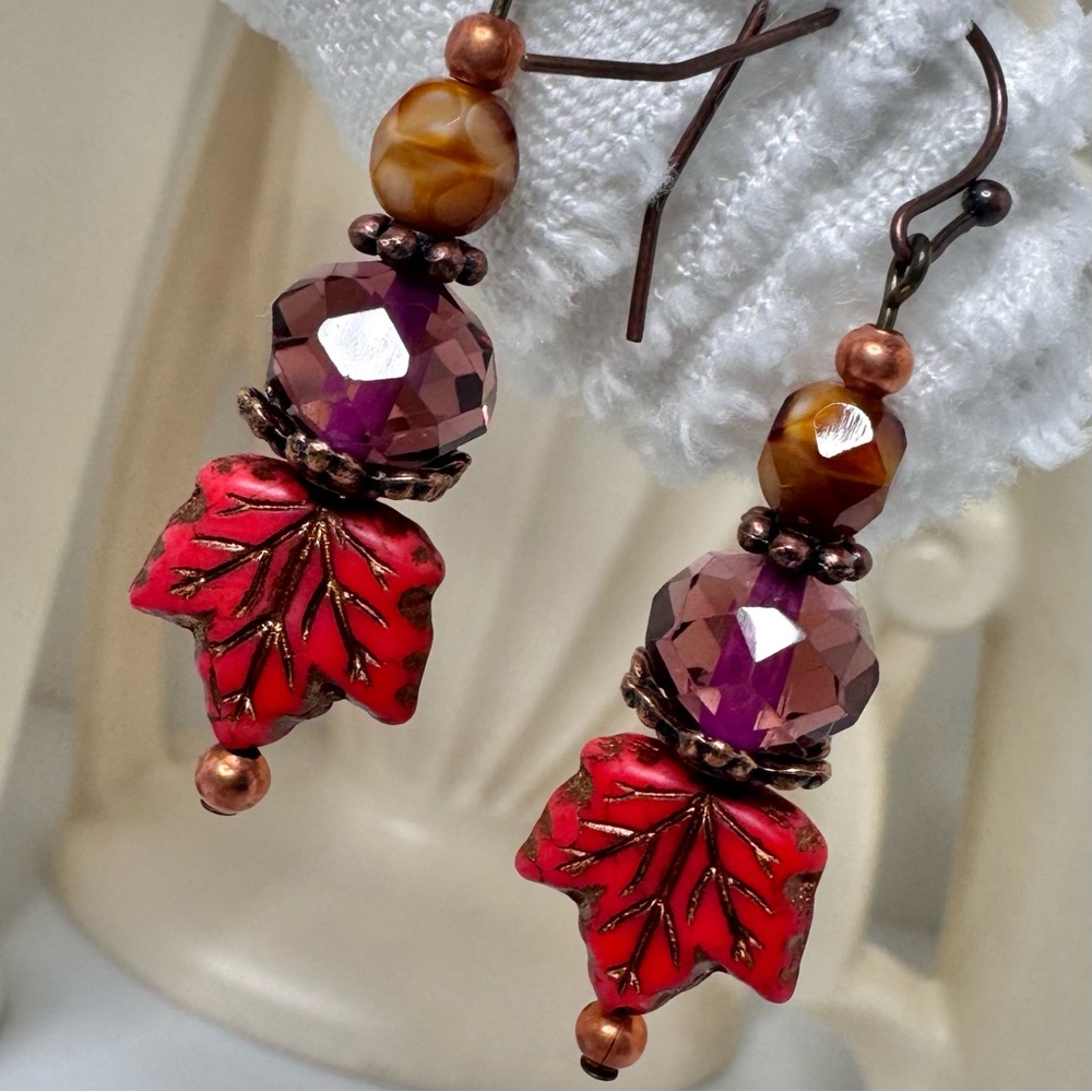 Hand Crafted Passion Leaves Dangle Earrings Crimson & Copper 2” Czech Glass NWT - Picture 9 of 13